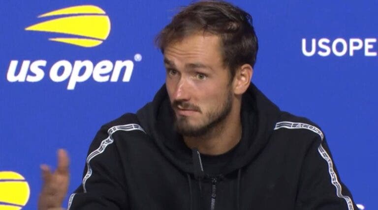 Medvedev diz que vai ver Tiafoe-Shelton em… “streams piratas”