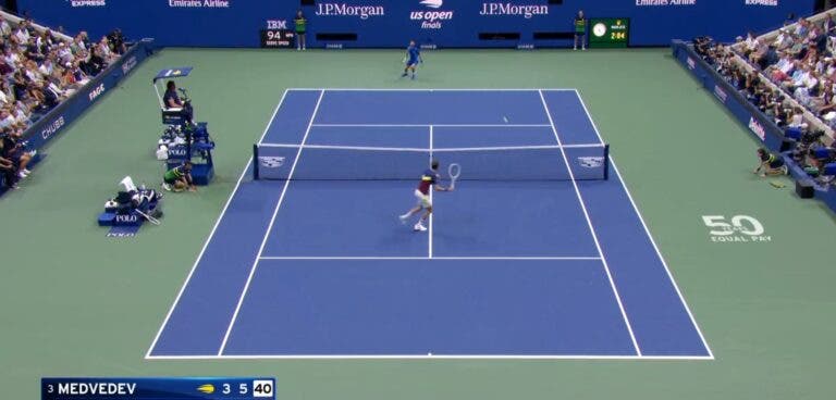 [VÍDEO] Djokovic e Medvedev disputam um dos pontos do torneio