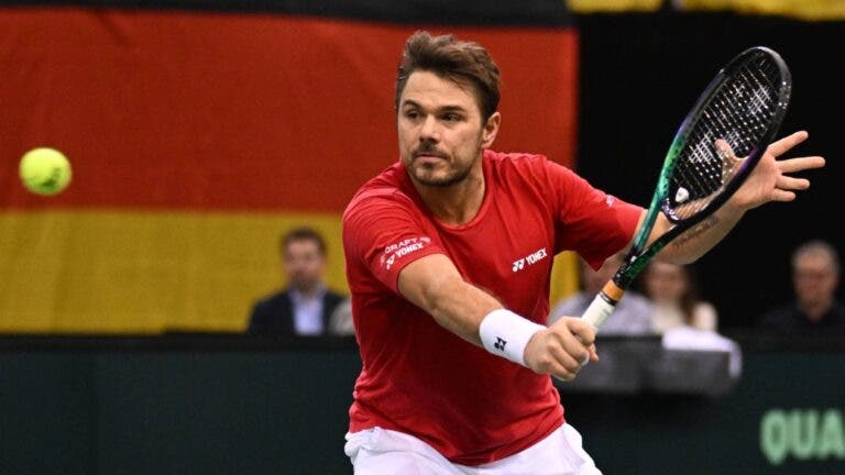 Wawrinka arrasador sobre a Davis Cup sem esquecer Piqué