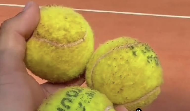 Tenista junta-se às queixas e revela estado terrível das bolas de treino num torneio ITF