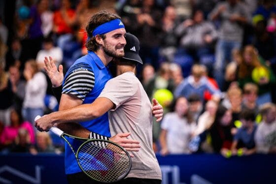 Irmãos Tsitsipas vão à primeira final ATP juntos em Antuérpia