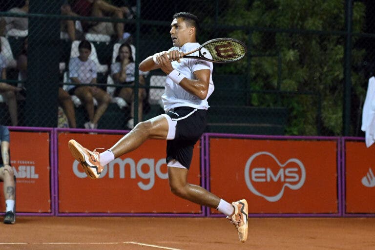 [VÍDEO] Thiago Monteiro vence pontaço no Challenger de Campinas