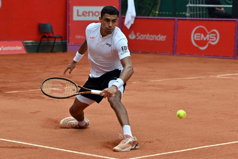 Thiago Monteiro domina italiano e avança à final em Campinas