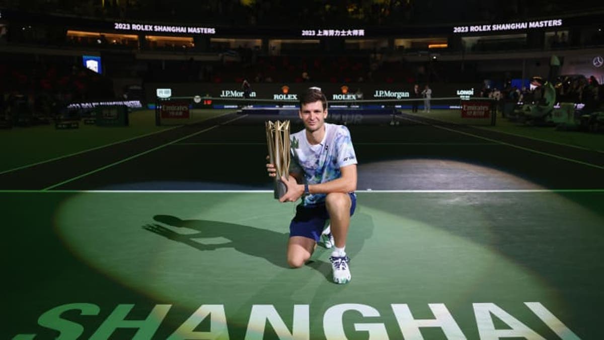 Carlos Alcaraz vence Andrey Rublev e se mantém vivo no ATP Finals