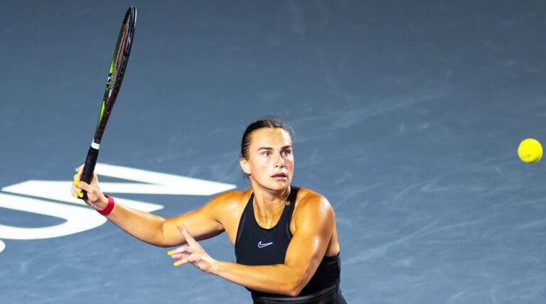 Sabalenka estava a torcer por Swiatek para a defrontar nas ‘meias’ das WTA Finals