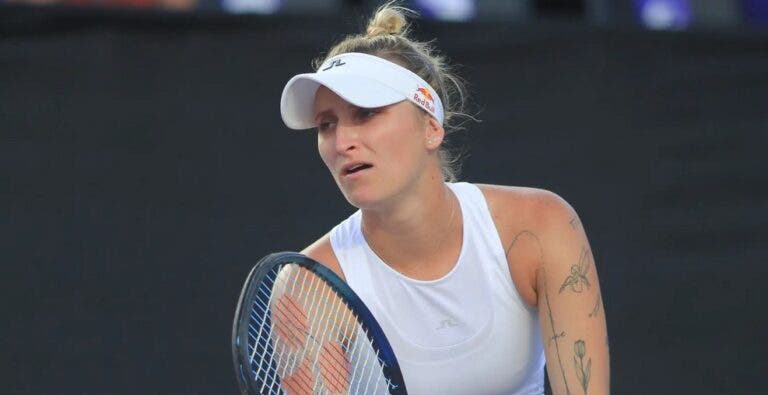 Vondrousova lembra WTA Finals desastrosas: «Aquilo não era ténis…»