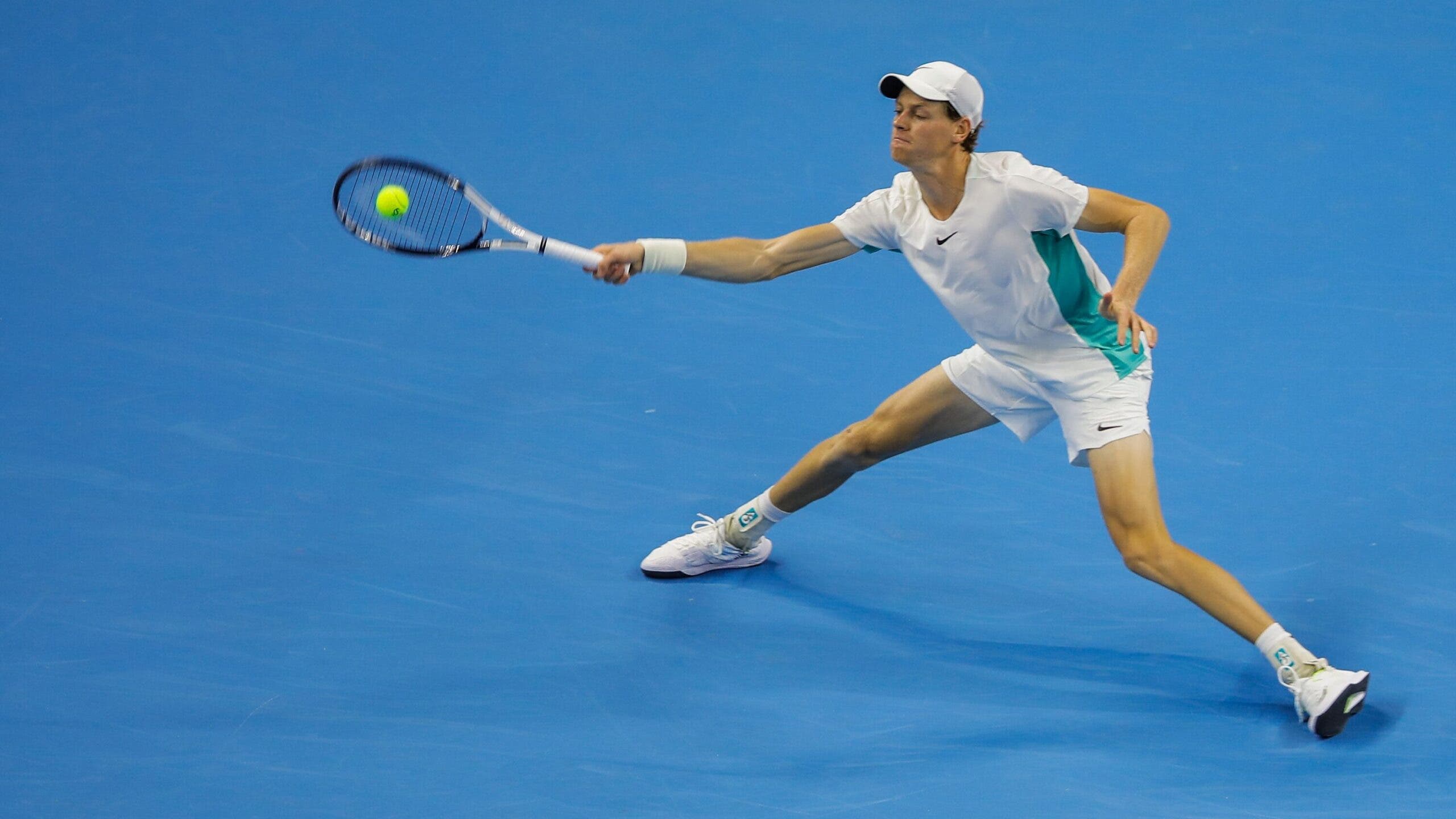 Sinner nas meias-finais das ATP Finals em ténis