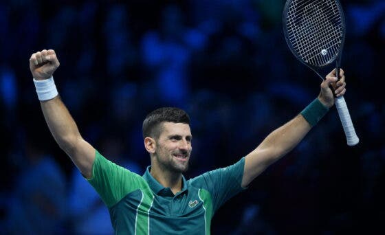 Djokovic pinta sétima maravilha em Turim e não larga trono das ATP Finals