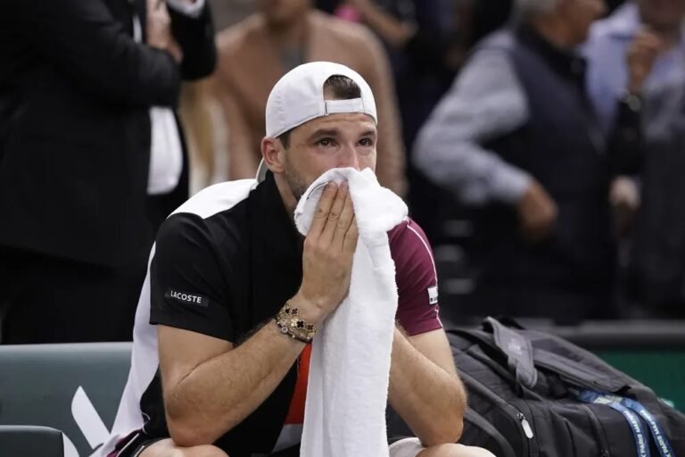 Dimitrov justifica emoção após vice em Paris: “Lágrimas de felicidade”