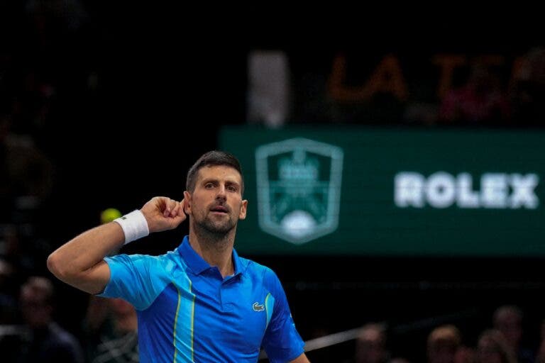 Djokovic vinga-se de Rune em duelo quente e segue para as ‘meias’ em Paris