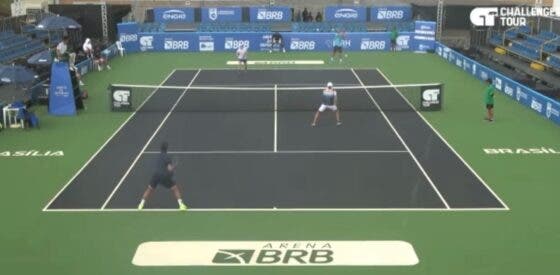 [VÍDEO] Tomic dispara winner, “atrasa” fim de jogo em Brasília e pede desculpas