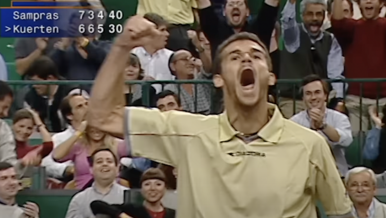 [VÍDEO] 20 pontos brutais que marcaram a temporada… de 2000