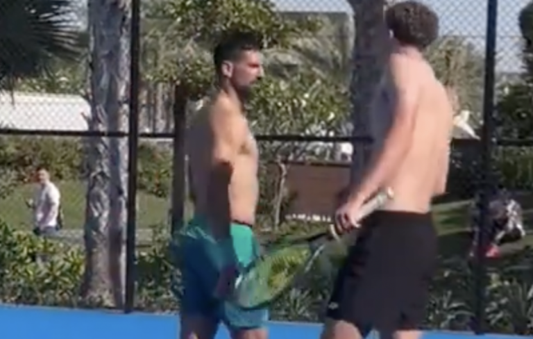 [VÍDEO] Djokovic fez de ‘treinador’ do número 325 do Mundo e deu conselhos preciosos