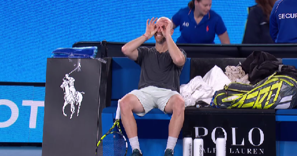 A curiosa reação de Mannarino que estava a perder 6-0 e 6-0 com Djokovic