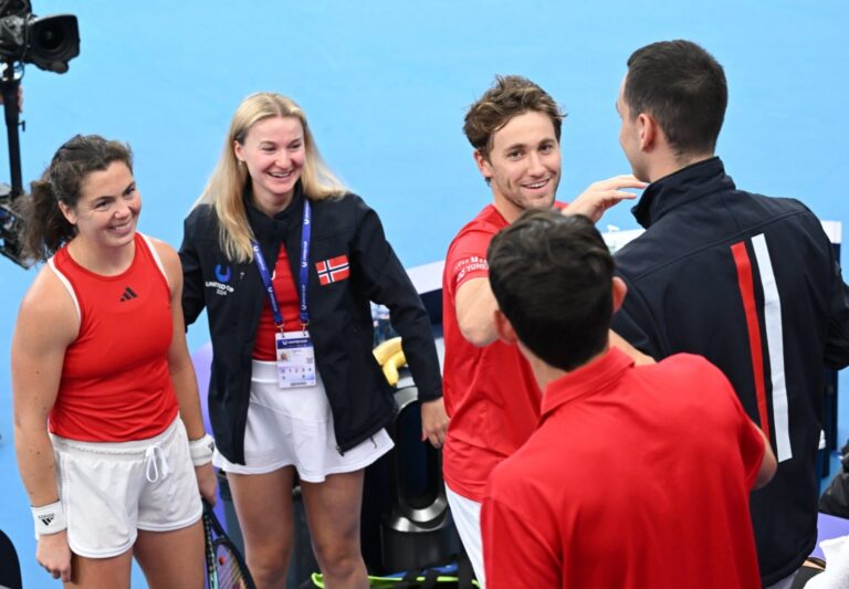 Croácia bate Holanda, mas derrota em duplas mistas em partida épica classifica… a Noruega
