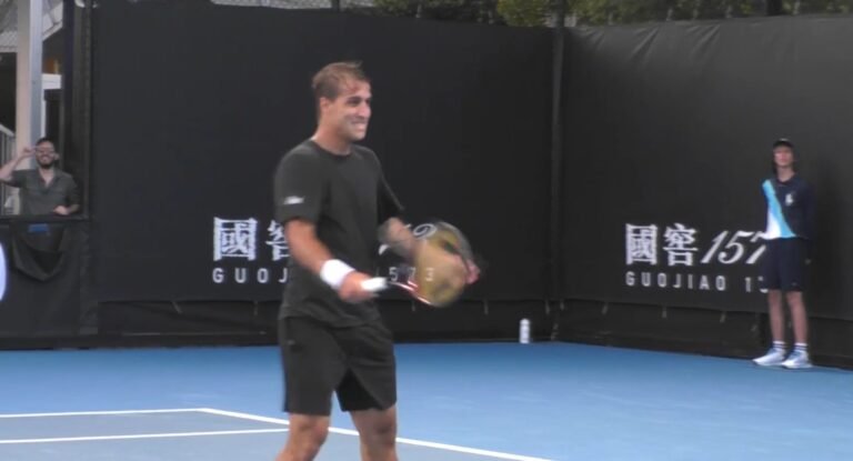 Saiba onde assistir Felipe Meligeni x De Jong no quali do Australian Open ao vivo hoje
