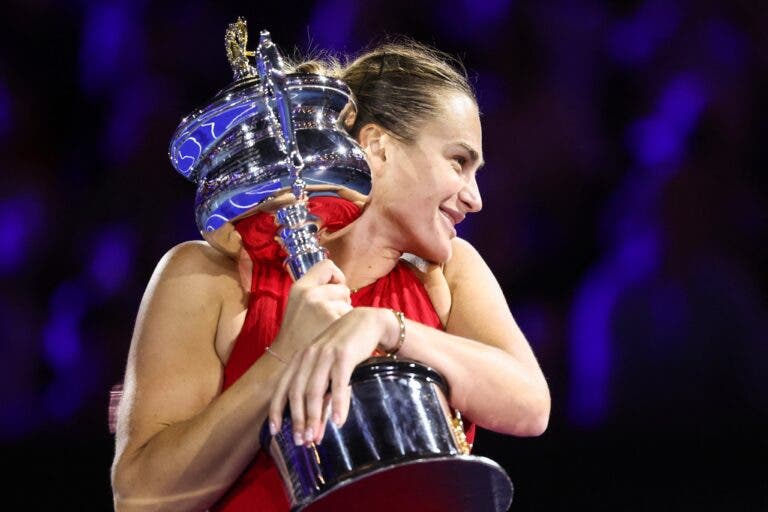 Sabalenka procura alcançar no Australian Open o que nenhuma mulher conseguiu este século