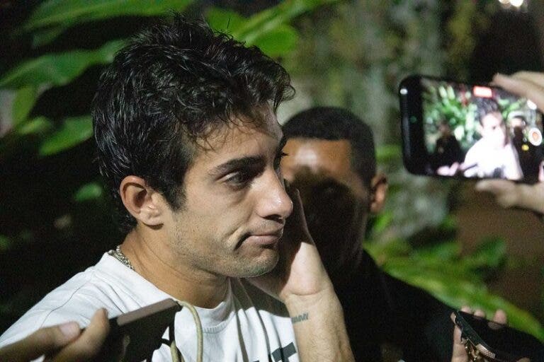 Garin arrasa brasileiros: «Há muito que não jogava com tanta falta de educação»