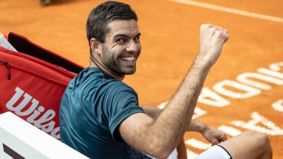 Díaz Acosta completa semana perfeita em Buenos Aires e conquista primeiro título da carreira
