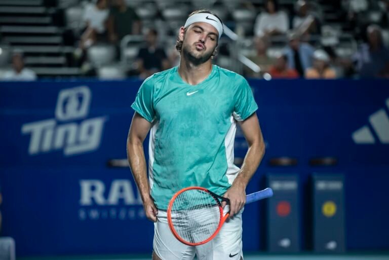 Fritz é eliminado na estreia em Acapulco e vai deixar top 10; Aliassime também cai