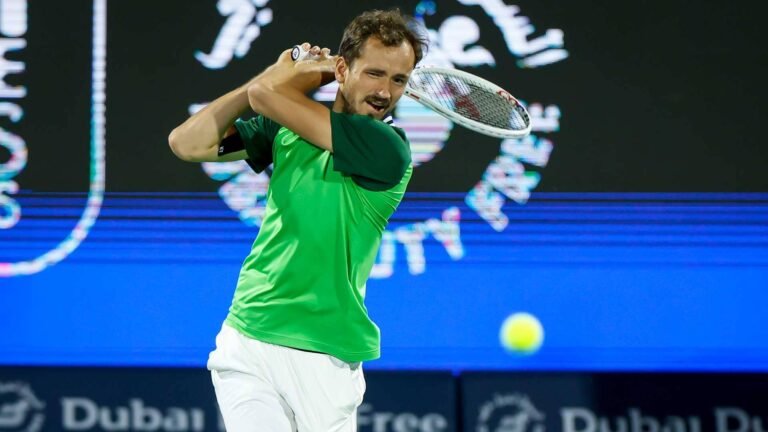 Medvedev vira e avança em Dubai; Lehecka salva cinco match points e elimina Khachanov