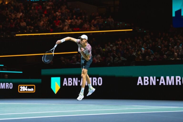 Saiba onde assistir Sinner x Monfils pelo ATP de Roterdã ao vivo hoje