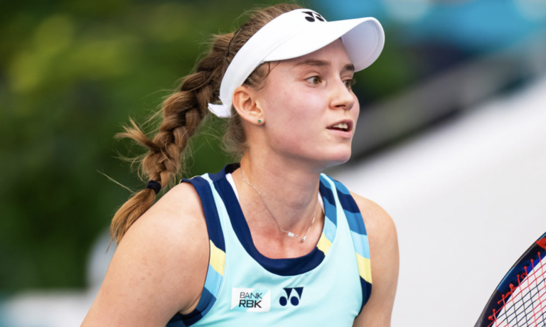 Rybakina avisa a concorrência: «Se estiver bem fisicamente posso ganhar qualquer Grand Slam»