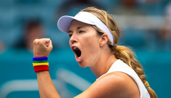 Collins dá mais um arraso e segue momento épico com título em Charleston