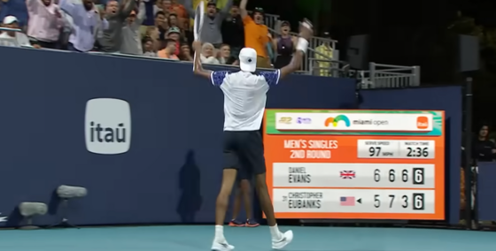 [VÍDEO] Eubanks salvou match point de forma milagrosa antes de festejar em Miami