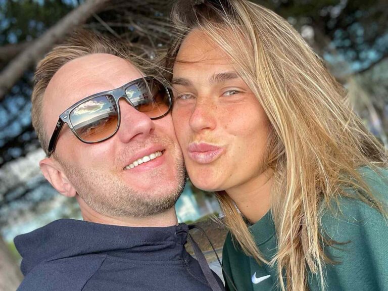 Imprensa belarussa informa que namorado de Sabalenka morreu de forma súbita