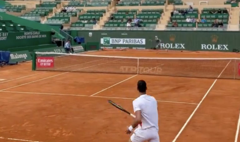 [VÍDEO] Djokovic num treino em Monte-Carlo que podia ser… a final
