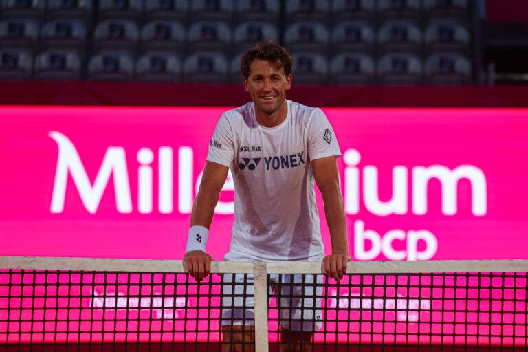 Ruud orgulhoso com o dado que o torna único no ATP
