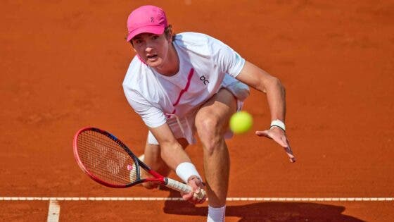 João Fonseca luta mas perde de virada nos ‘quartos’ do ATP 250 de Bucareste