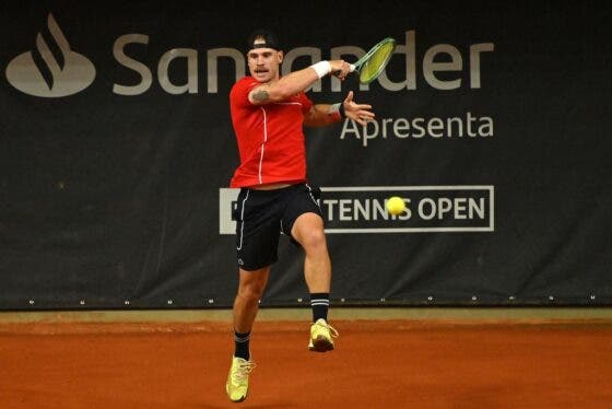 Karue Sell e Daniel Dutra são os brasileiros nas quartas do Challenger de Porto Alegre