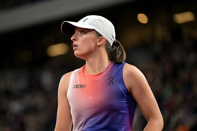 Swiatek desiste do WTA 500 de Berlim devido a fadiga física e mental