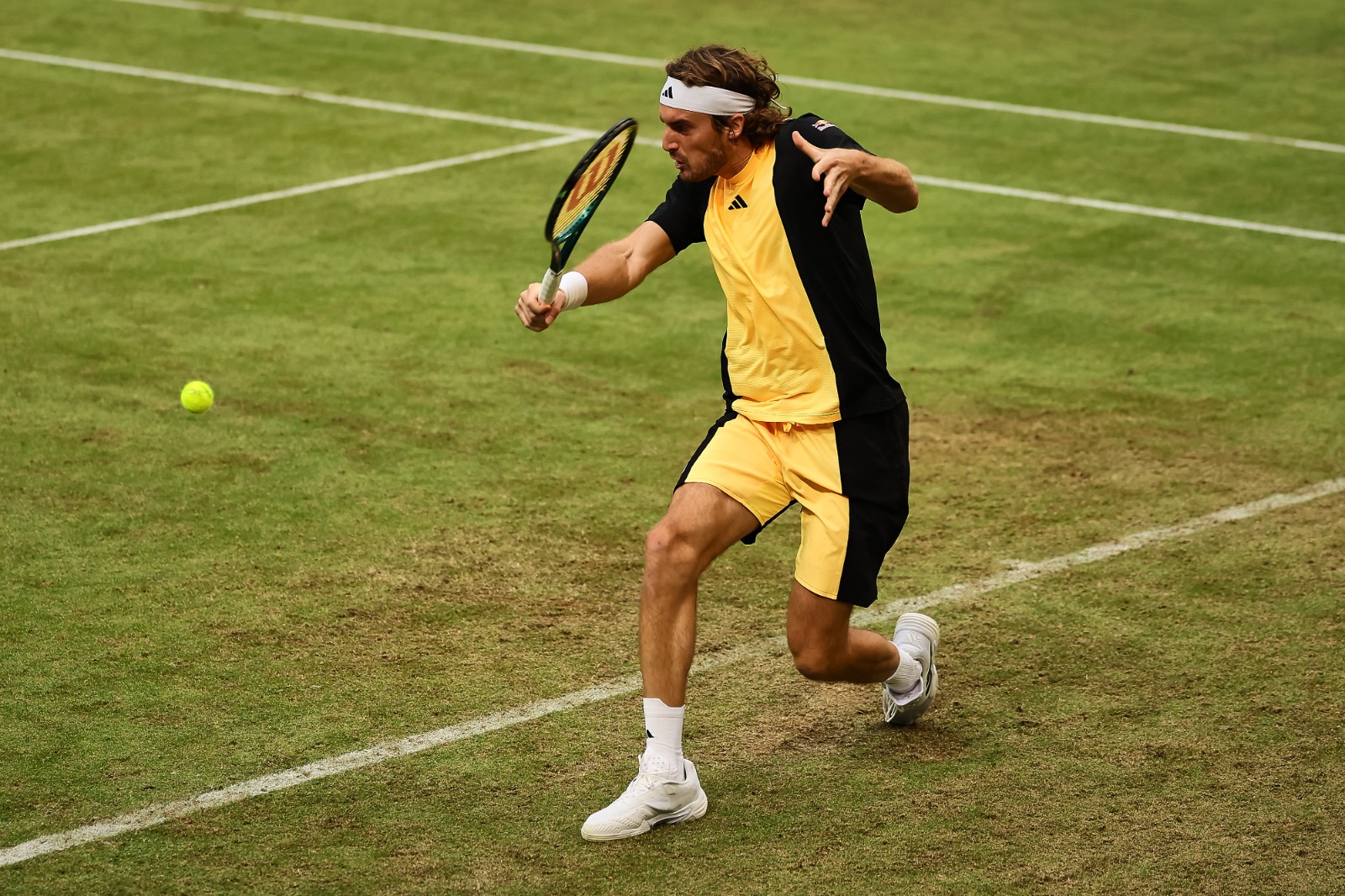 tsitsipas halle 24