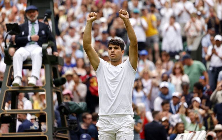 Alcaraz e a estreia em Wimbledon: «Até quando treino neste court fico nervoso»