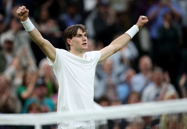 Draper resiste a batalha de cinco sets e marca duelo 100% britânico com Norrie em Wimbledon