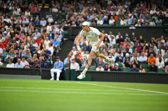 Sinner roça a perfeição e esmaga rumo aos ‘oitavos’ de Wimbledon