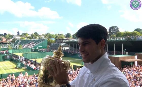 [VÍDEO] Os minutos que se seguiram à conquista de Alcaraz em Wimbledon
