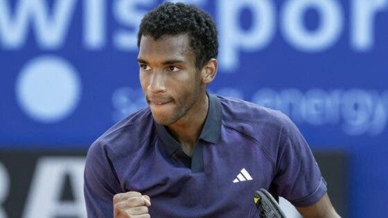 Aliassime entra em Gstaad com vitória e marca duelo de luxo nos ‘quartos’ com Berrettini