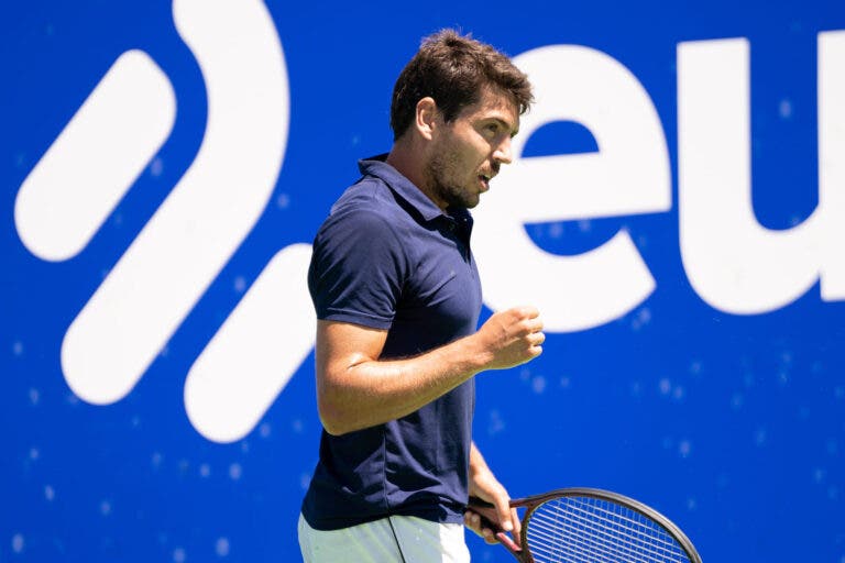 João Domingues e Tiago Pereira avançam no qualifying do CT Porto Open