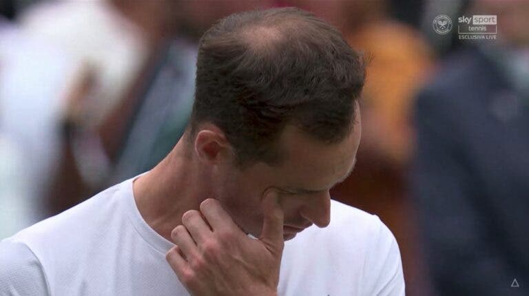 Andy Murray perde em pares e é homenageado no Centre Court de Wimbledon