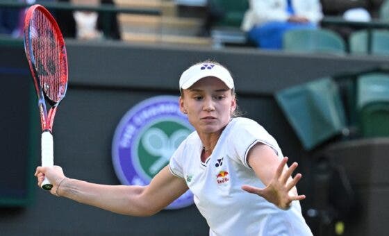 Rybakina faz exibição perfeita e arrasa Wozniacki rumo aos ‘oitavos’ de Wimbledon