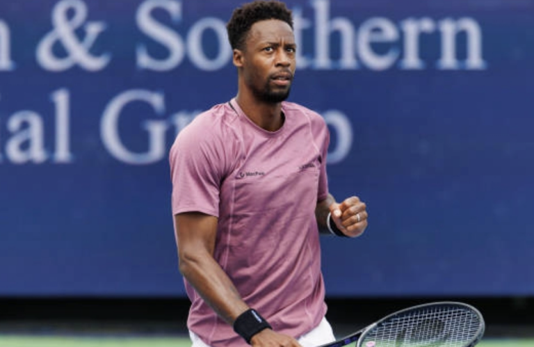 Monfils entra a ganhar em Xangai e Cilic é eliminado