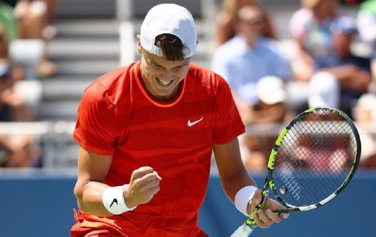 Rune acaba festa de Monfils e vira rumo aos quartos-de-final de Cincinnati