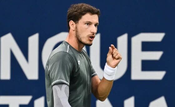 Rune avança, Carreño salva match points e volta a ganhar 19 meses depois e Tiafoe continua a desapontar