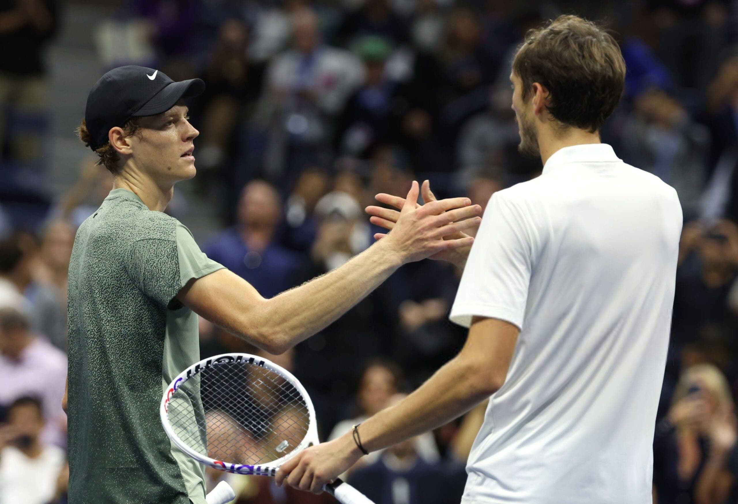 [VÍDEO] Sinner e Medvedev proporcionaram pontos brutais nos ‘quartos’ do US Open