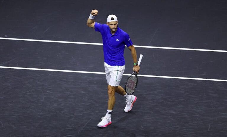 Dimitrov faz o que apenas o Big Three tinha conseguido na Laver Cup