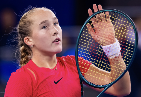 Hingis rendida a Mirra Andreeva: «Perguntou-me se eu queria ser treinadora dela»